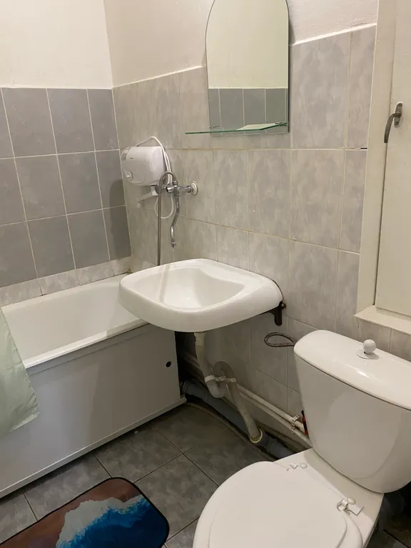 Квартира кузнечики