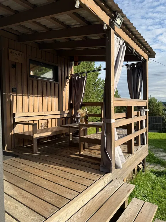 Домик с баней и купелью на дровах на участке 20 соток