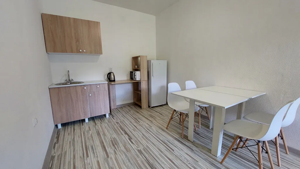 Уютная и светлая студия в центре Нового Афона