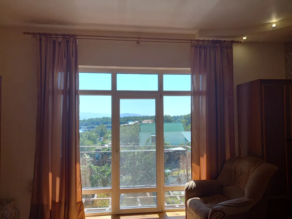 Уютный дом с прекрасным видом в тихом районе