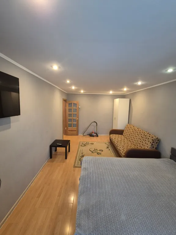 Уютная теплая квартира, район старого аэропорта