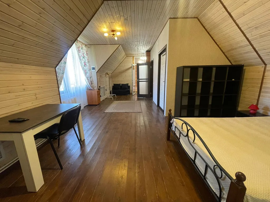 Коттедж Рябиновый домик с видом на лес и реку — Агалатово