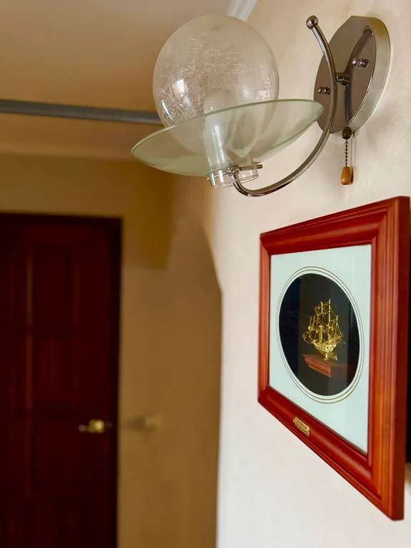 Три балкона, три стороны света, три настроения