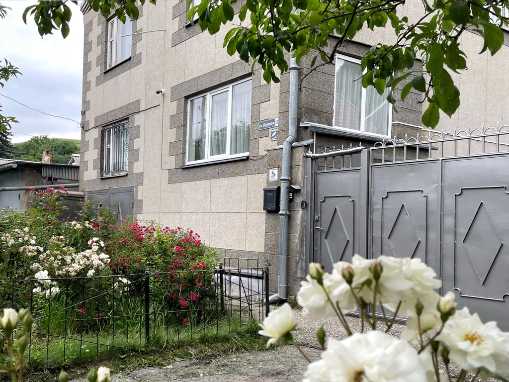 Коттедж Уютный дом недалеко от Собора и парка — Кисловодск