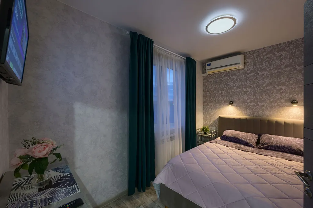 Шикарный 2-комнатный апартамент Loft Studio возле ТЦ Волгомолл