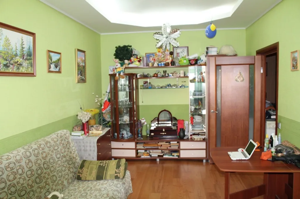 4-комнатная Квартира