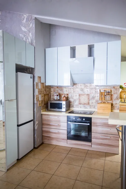 Где начинался город, с видом на море