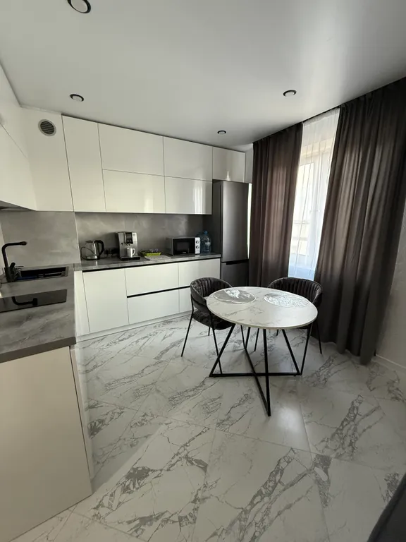 Новая стильная квартира в центре