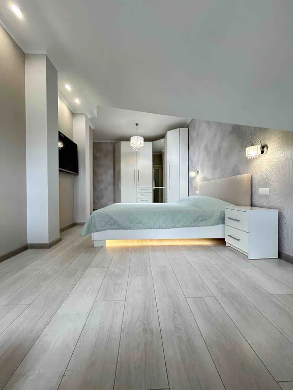 Просторная двухуровневая квартира