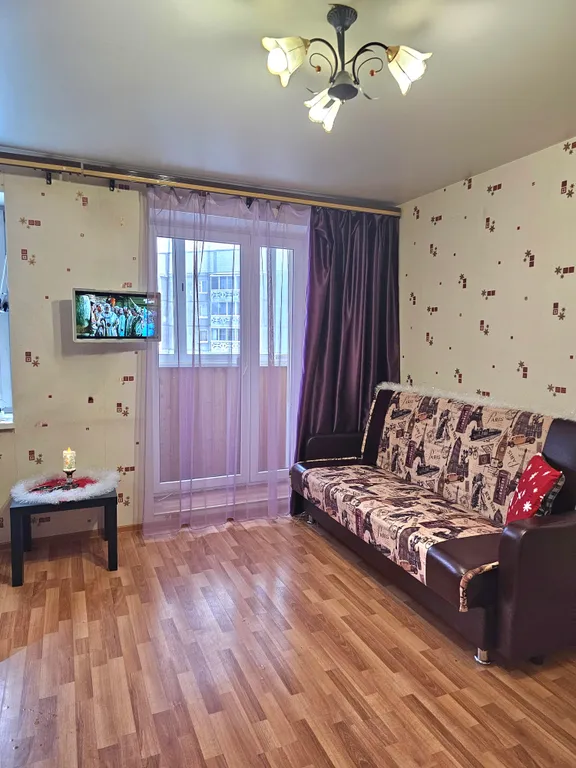 Уютная квартира-студия рядом с ТЦ Главный и Онежским озером