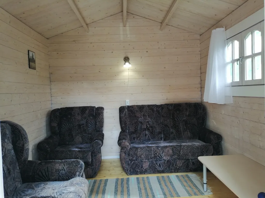 Уютные домики на берегу озера с баней на дровах