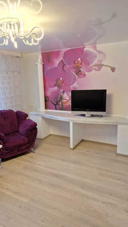 Уютная квартира в спальном тихом месте, недалеко от центра.