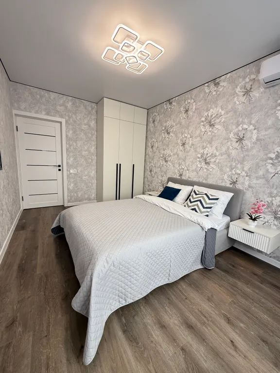 Квартира Уютная квартира с новым ремонтом и шикарным видом в центре города — Анапа