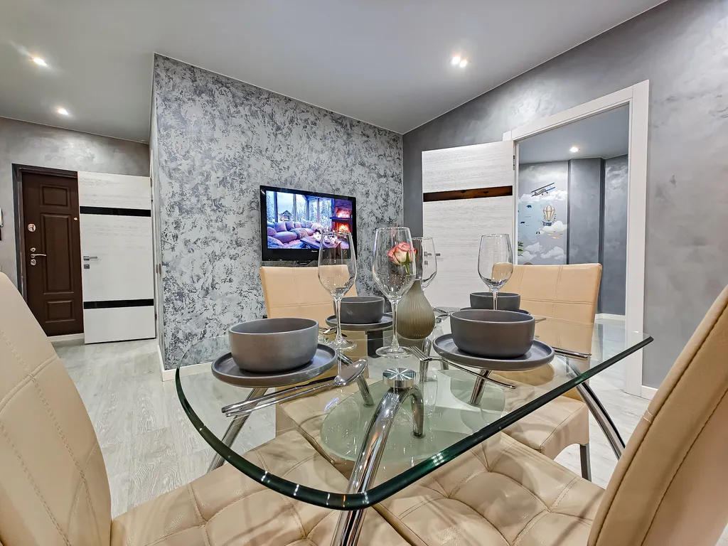 Масштабная двухкомнатная с кроватью super king-size в ЖК Дождь