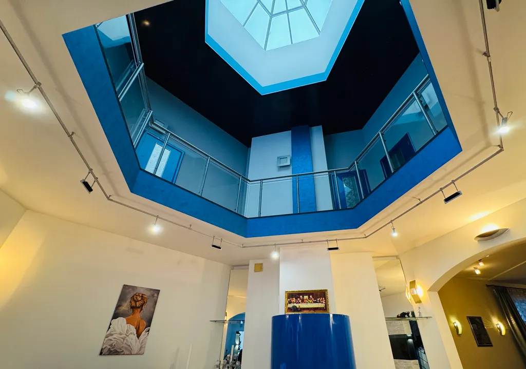 10-комнатный Дом