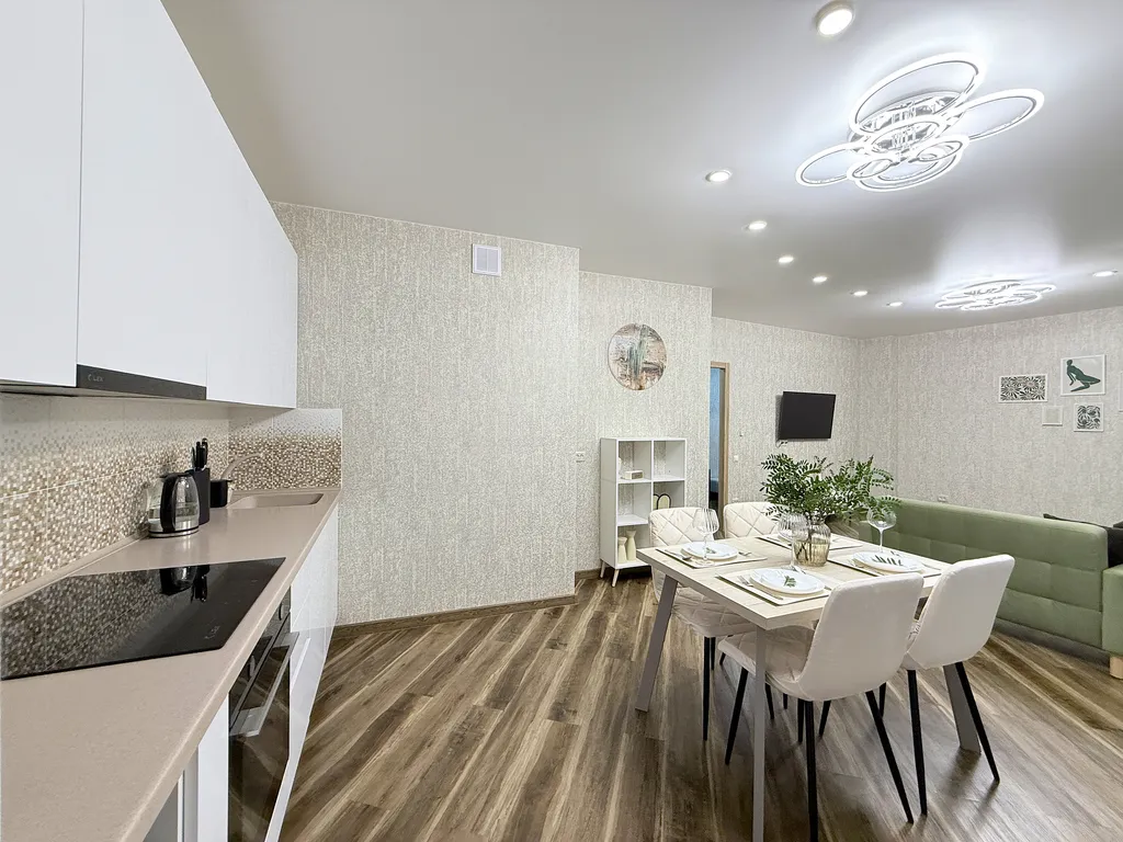 Двушка на 7 человек у нового ЛДС Сибирь-арена