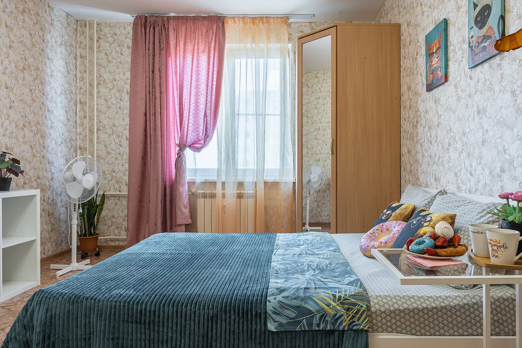 Деловые котики - яркая, веселая квартира