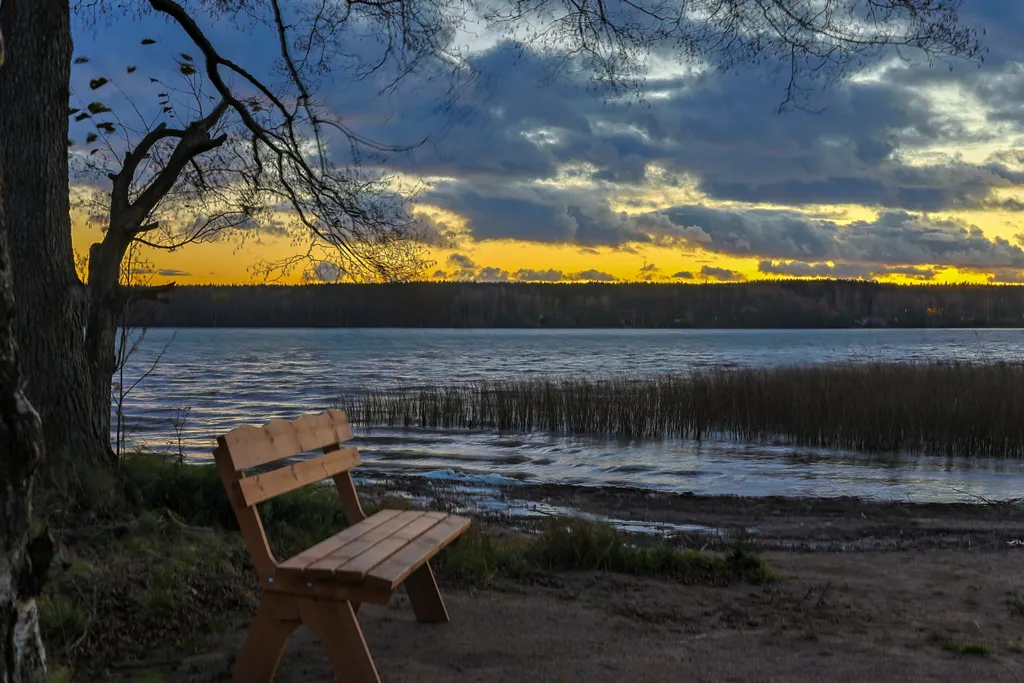 Дом у озера