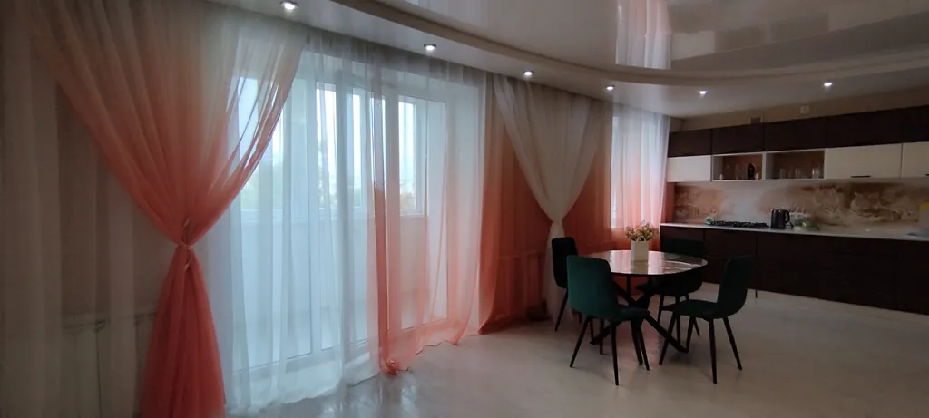 Просторная квартира-студия в центре города