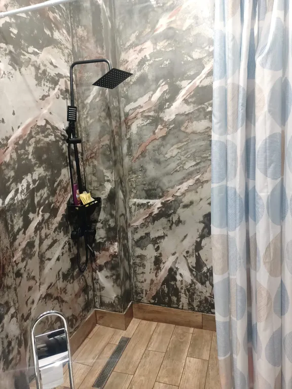 Уютная квартира в центре города в 60 км от высочайшей точки Европы