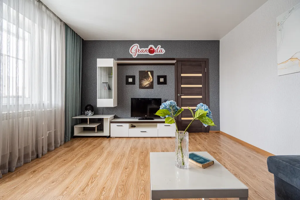 Современная двухкомнатная квартира в микрорайоне ГГМ напротив ТЦ Лента