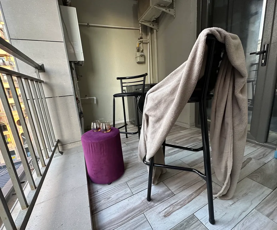 Yellow suite Аpartment