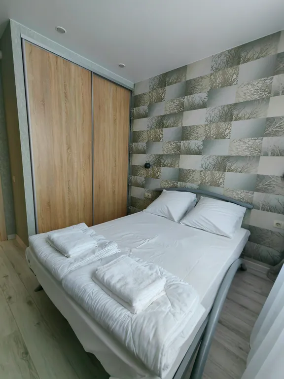 Солнечная квартира с видом на Московскую площадь