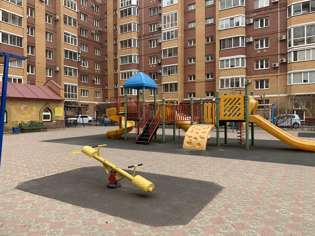 Евродвухкомнатная квартира на набережной с видом на Китай