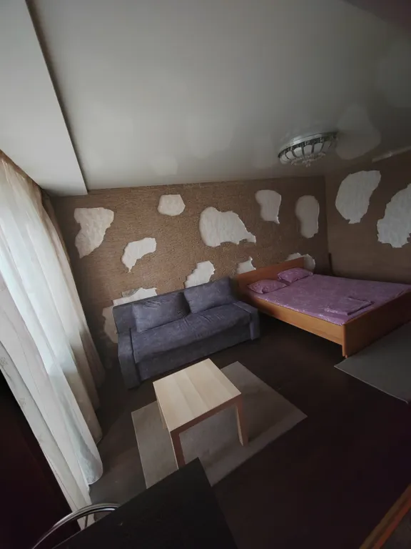 Шикарный вид на площадь Победы