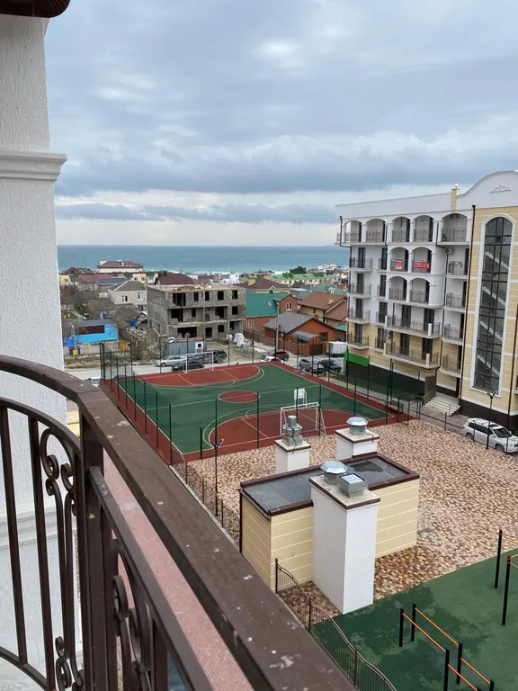 Студия с видом на море