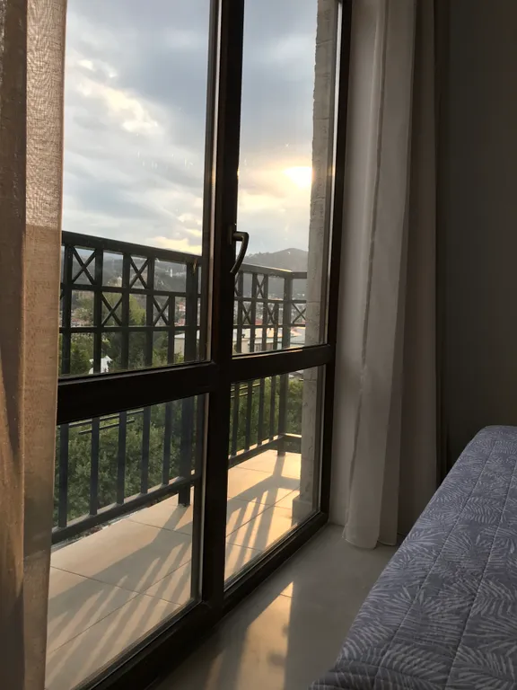 Потрясающий вид на старый Тбилиси