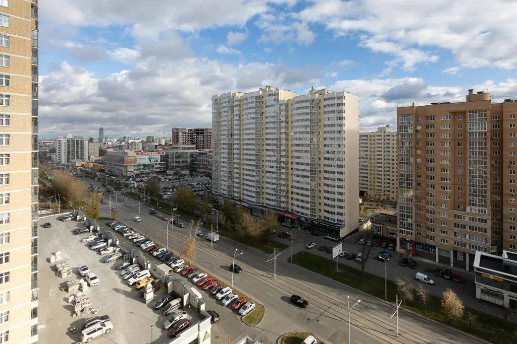 Квартира Квартира Евродвушка рядом с ТЦ Мегаполис и Южным Автовокзалом — Екатеринбург