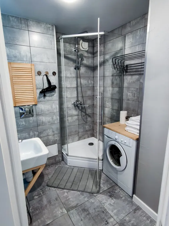 Уютная квартира в центре города с видом на гору