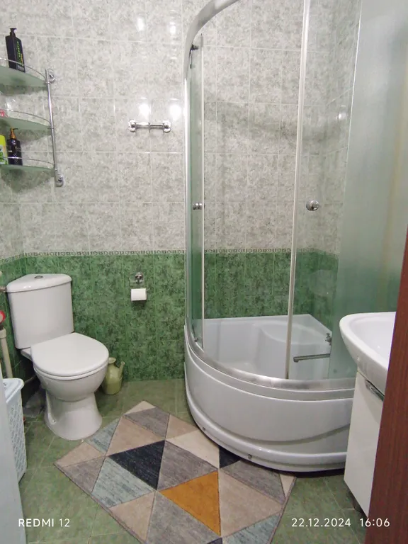 Уютная квартира с хорошим ремонтом