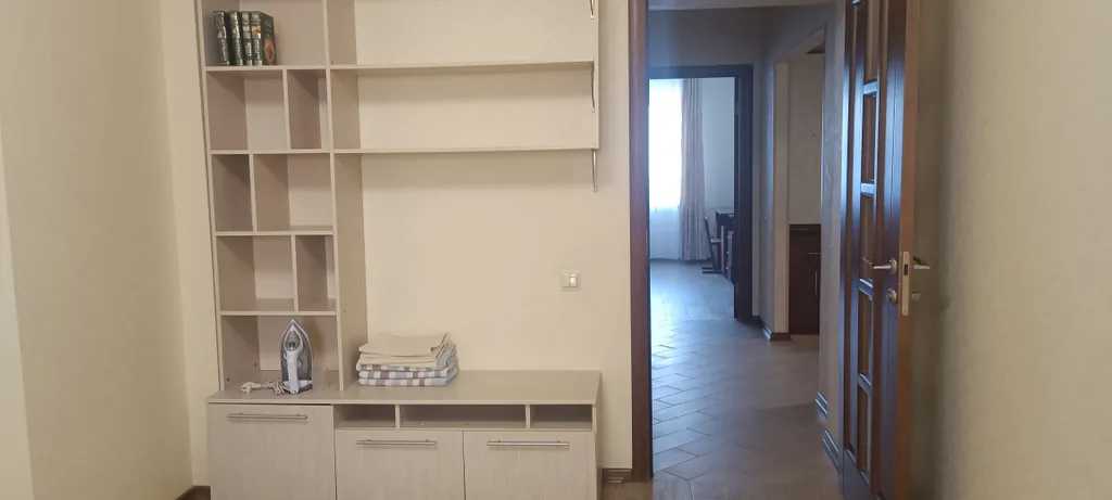 3-комнатная квартира в экологически чистом тихом районе