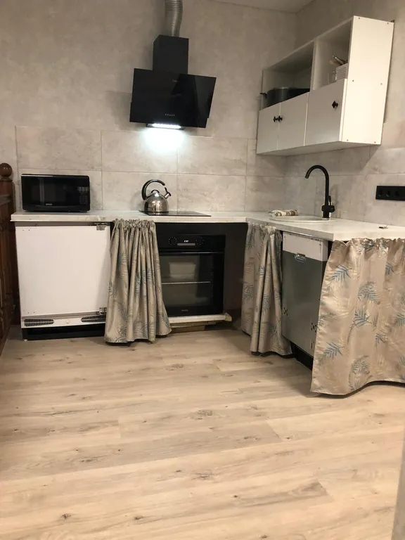 Квартира с видом на парк и озеро