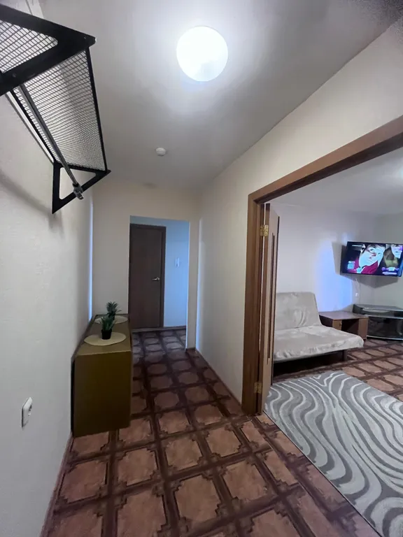 2-комнатная на Сибирской