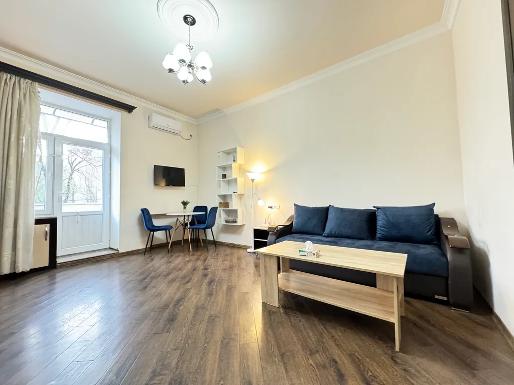 Квартира Апартаменты в сердце города — аренда посуточно в Ереван