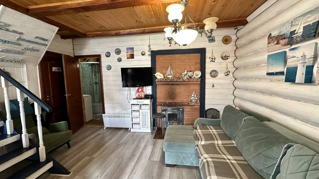 Уютный домик недалеко от реки Волги