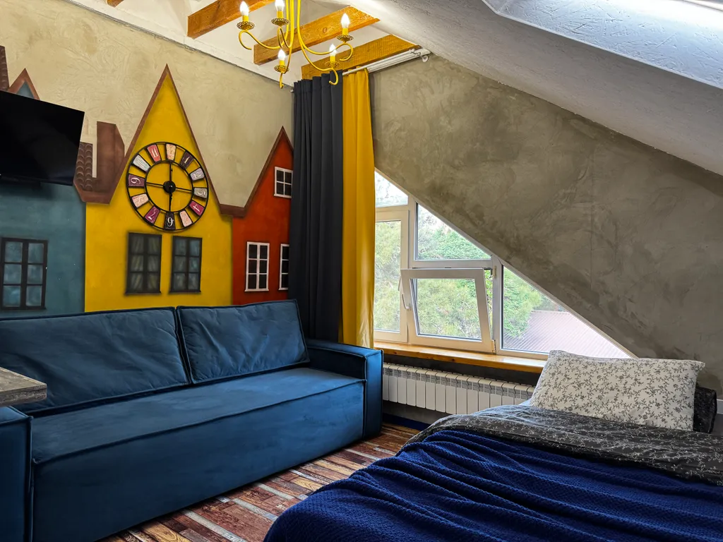 Квартира Квартира Апартамент с балконом на мансардном этаже с видом на море — Геленджик