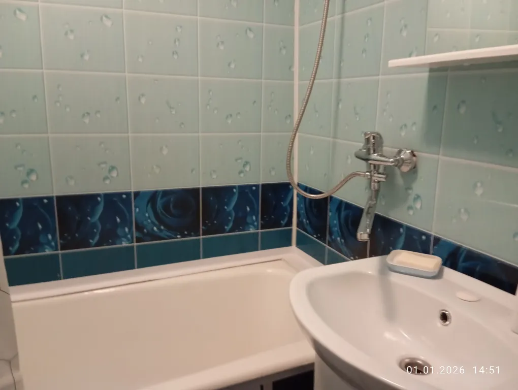 Двухкомнатная квартира в центре левобережья