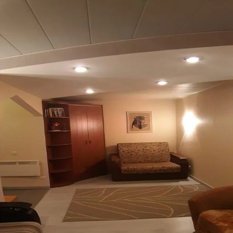 Квартира с мебелью и бытовой техникой — аренда посуточно в Магадан