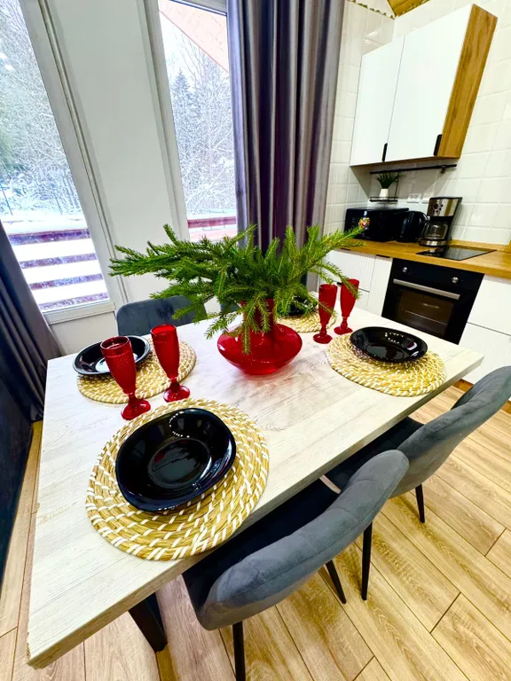 Коттедж Домик с видом на лес — Санкт-Петербург