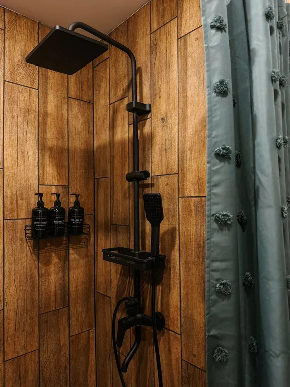 Отдельный дом с баней, террасой,джакузи, парковкой и мангальной зоной