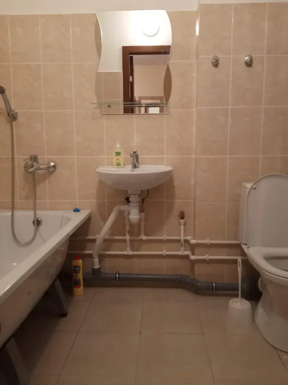 Чистая квартира на Молодёжной с видом на Каму