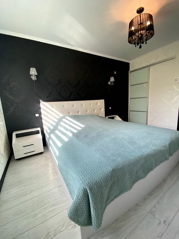 Комфортная квартира в тихом зелёном микрорайоне недалеко от центра