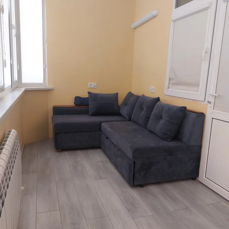 Уютная квартира в тихом районе, море рядом