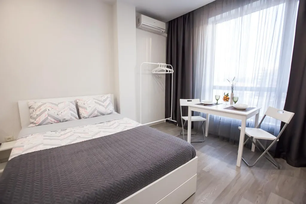 Уютная студия в престижном районе города рядом с лесом