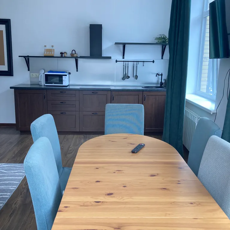 Евротрешка в центре в 2 минутах от канатной дороги