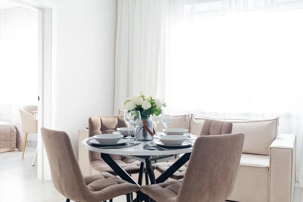 Современная евротрешка в центре